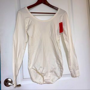 Spanx Long Sleeve Scoop Neck Bodysuit White L 🤍